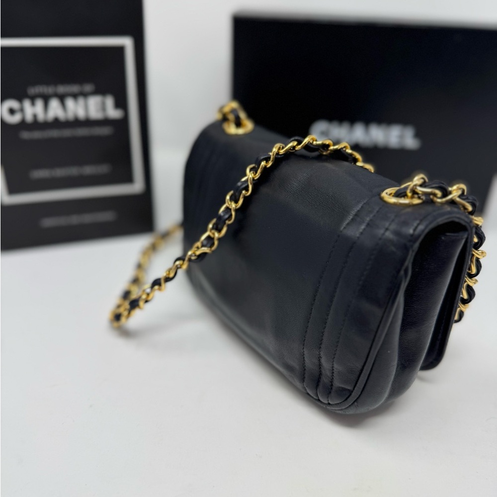 Chanel Timeless CC Lambskin 24k gold-plated Chain Bag - Picture 3 of 8